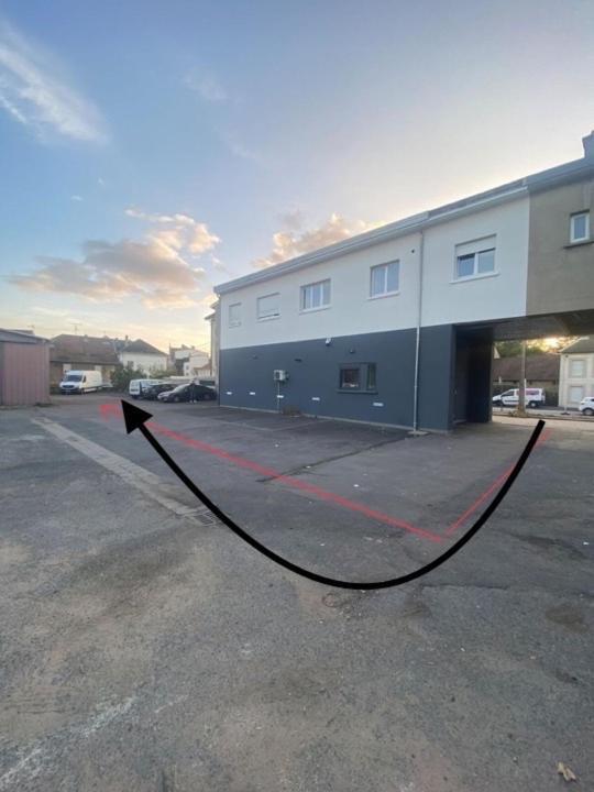 Lumineux Apt 1Br Type Loft Proche Centre Διαμέρισμα Τιονβίλ Εξωτερικό φωτογραφία